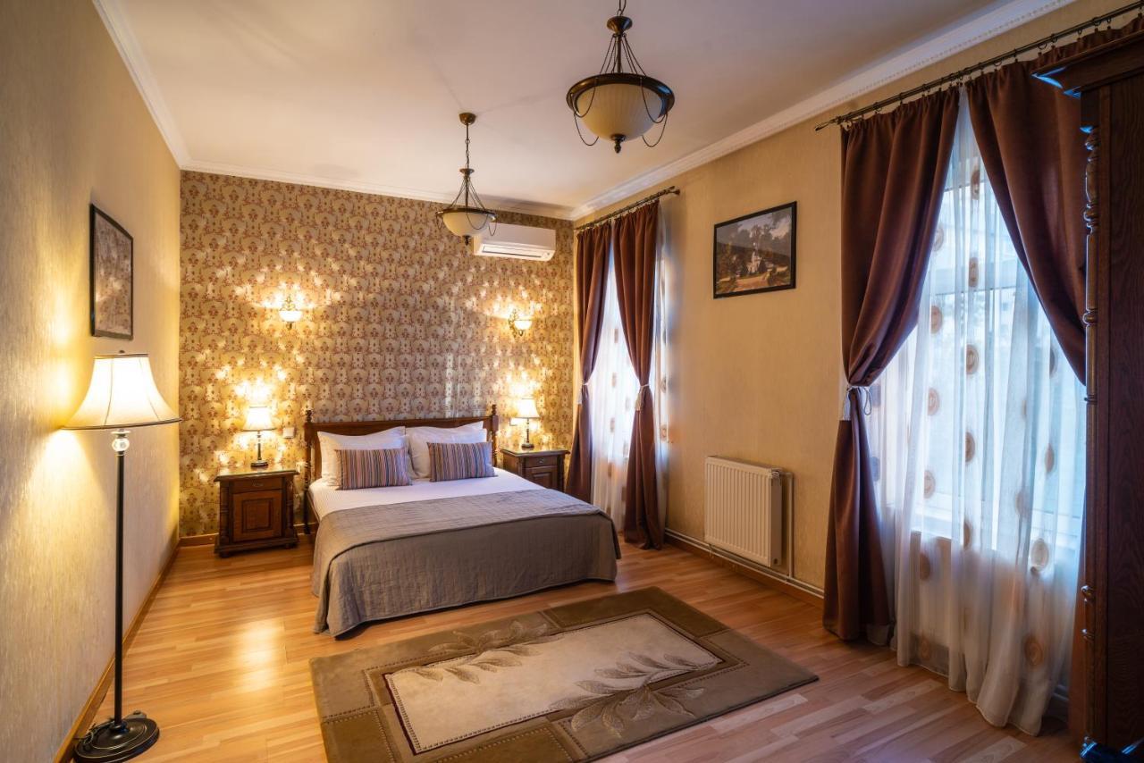 Hotel Europa Târgu Jiu Buitenkant foto
