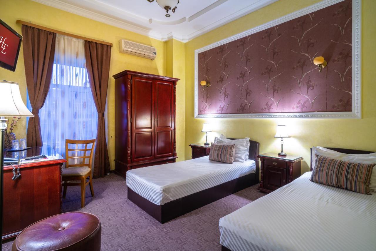 Hotel Europa Târgu Jiu Buitenkant foto