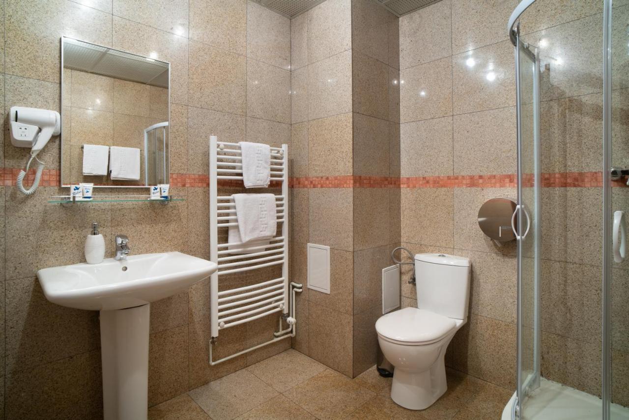 Hotel Europa Târgu Jiu Buitenkant foto
